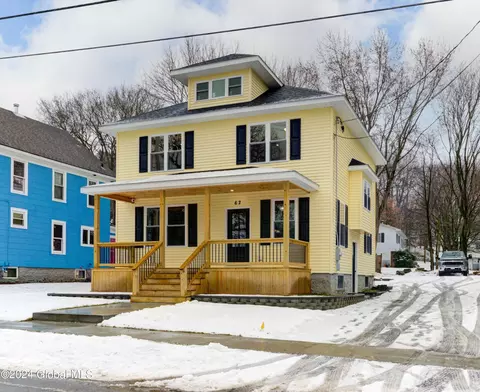 62 Wheelock St, Canajoharie, NY 13317