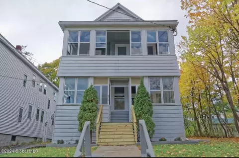876 Warren St, Albany, NY 12208