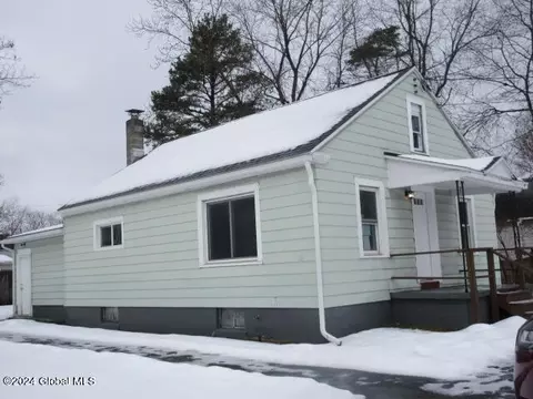 13 Ohio Ave, Queensbury, NY 12804