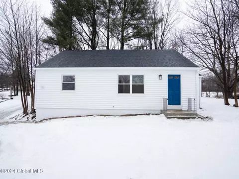 4066 Ny Highway 43, Wynantskill, NY 12198