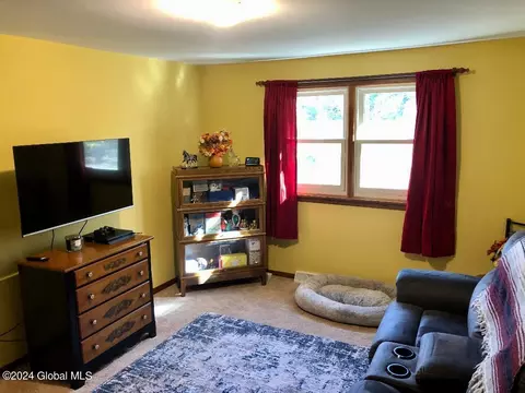 66 Manor Dr, Glenmont, NY 12077 photo 37