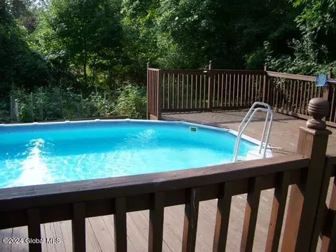 66 Manor Dr, Glenmont, NY 12077 photo 61