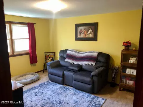 66 Manor Dr, Glenmont, NY 12077 photo 39