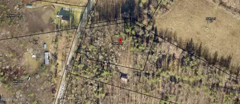 1 Huntley Rd # A, Sand Lake, NY 12018