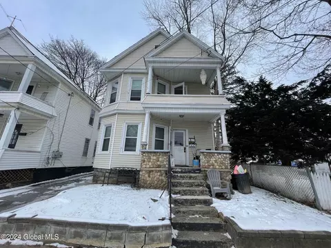 117 Jay St, Scotia, NY 12302