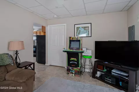 607 Midline Rd, Amsterdam, NY 12010 photo 44