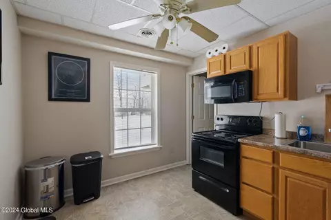 607 Midline Rd, Amsterdam, NY 12010 photo 46