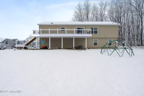 607 Midline Rd, Amsterdam, NY 12010 photo 12
