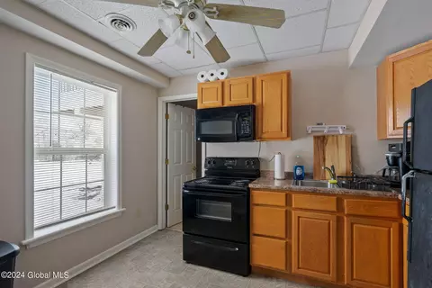 607 Midline Rd, Amsterdam, NY 12010 photo 45