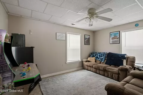 607 Midline Rd, Amsterdam, NY 12010 photo 42
