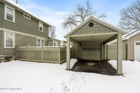 208 1st St, Scotia, NY 12302 photo 4