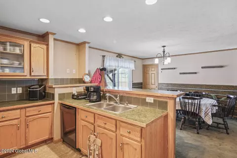 2306 Coach Rd, Argyle, NY 12809 photo 10