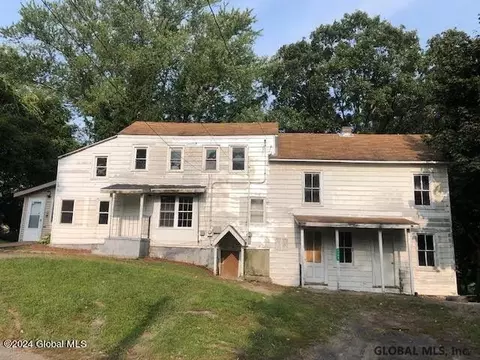 1105 River Rd, Selkirk, NY 12158