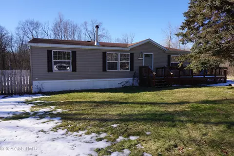 109 Paisley Rd, Milton, NY 12020