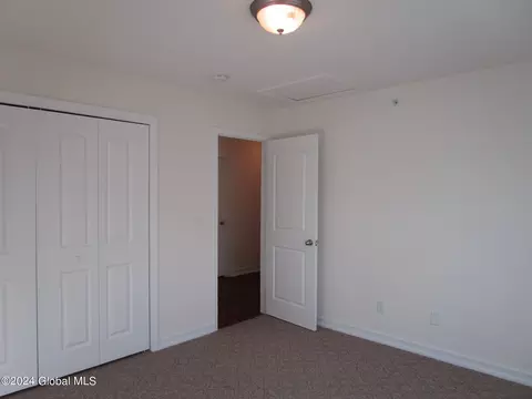 Bedroom - 158 Paddock Cir, Schenectady, NY 12306 photo 2 of 2