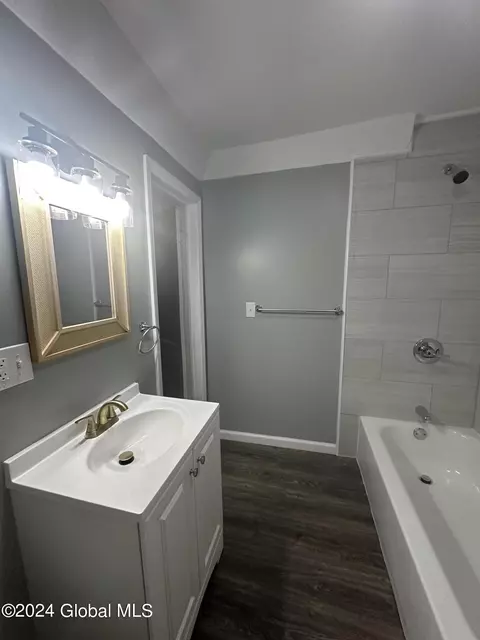 Bath - 1009 Davis Ter, Schenectady, NY 12303 photo 2 of 2
