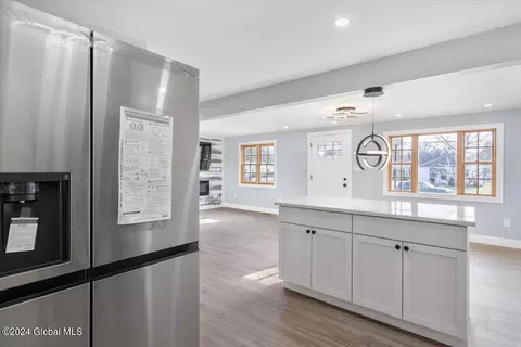 Kitchen - 217 Chiswell Rd, Schenectady, NY 12304 photo 5 of 5