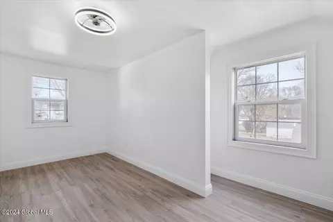 Other - 217 Chiswell Rd, Schenectady, NY 12304 photo 5 of 7