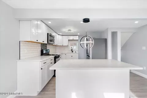 Kitchen - 217 Chiswell Rd, Schenectady, NY 12304 photo 2 of 5