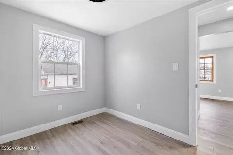 Other - 217 Chiswell Rd, Schenectady, NY 12304 photo 2 of 7