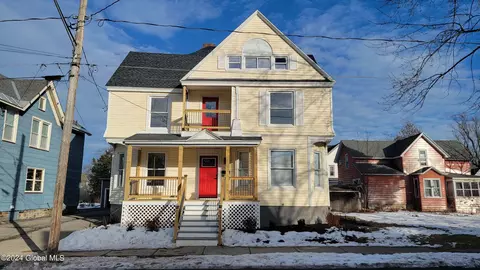 58 Fox St, Gloversville, NY 12078