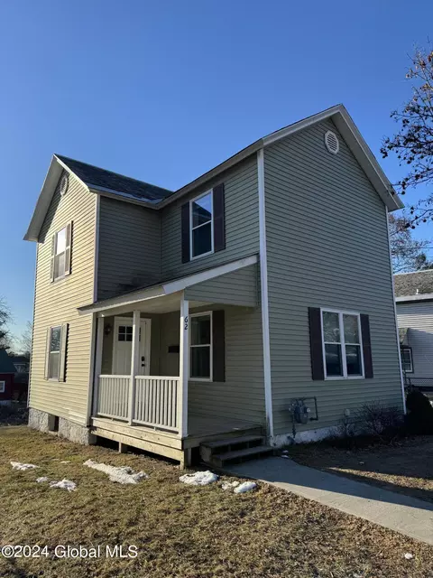 62 Mohican St, Glens Falls, NY 12801