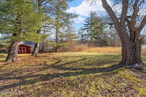 Exterior - 2170 River Rd, Schenectady, NY 12309 photo 11 of 13