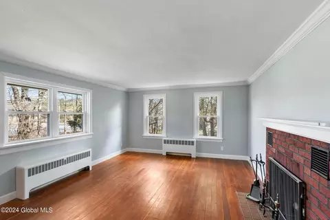 Living - 2170 River Rd, Schenectady, NY 12309 photo 3 of 3