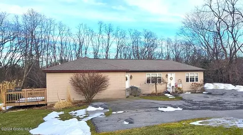 276 Brandle Rd, Altamont, NY 12009