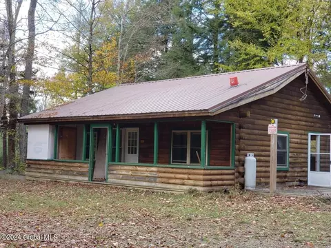 124 Winters Rd, Stratford, NY 13470