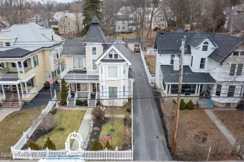 263 Pawling Ave, Troy, NY 12180