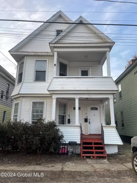 35 Fehr Ave, Schenectady, NY 12304