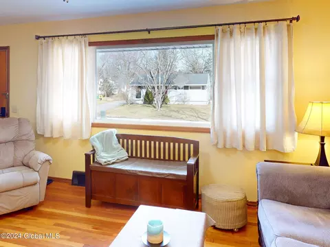 Bedroom - 8 Kile Dr, Glenville, NY 12302 photo 1 of 15