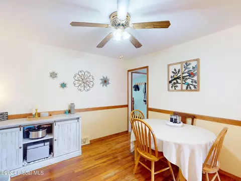 Dining - 8 Kile Dr, Glenville, NY 12302 photo 4 of 6