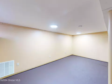 Other - 8 Kile Dr, Glenville, NY 12302 photo 7 of 20