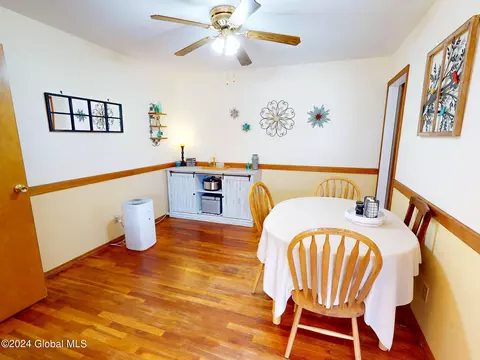 Bedroom - 8 Kile Dr, Glenville, NY 12302 photo 2 of 15