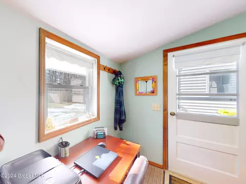 Dining - 8 Kile Dr, Glenville, NY 12302 photo 6 of 6