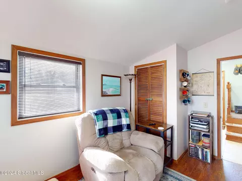 Bedroom - 8 Kile Dr, Glenville, NY 12302 photo 3 of 15