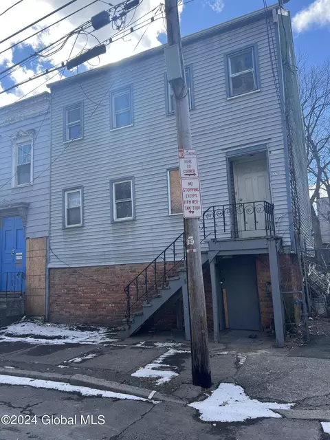 320 Sherman St, Albany, NY 12206