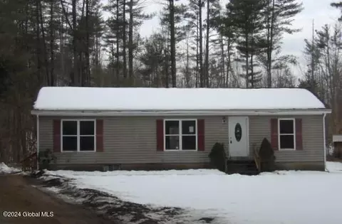 193 Lathrop Rd, Gloversville, NY 12078