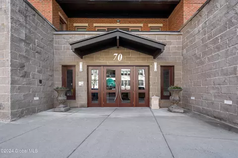 70 Railroad Pl #601, Saratoga Springs, NY 12866