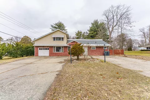 260 Lishakill Rd, Schenectady, NY 12309