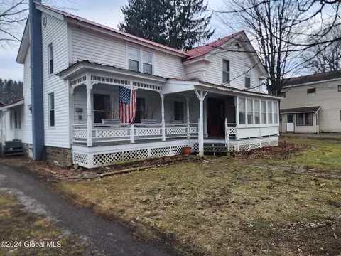 142 Church St, Hartwick, NY 13348