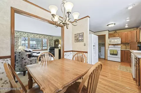 Dining - 149 Willow Ln, Glenville, NY 12302 photo 1 of 1