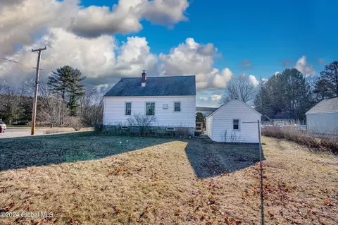 Exterior - 2 David Dr, Glenville, NY 12302 photo 7 of 7