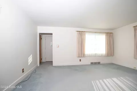 Bedroom - 2 David Dr, Glenville, NY 12302 photo 1 of 4