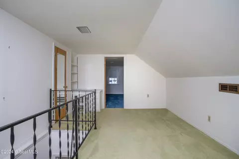 Entry Way - 2 David Dr, Glenville, NY 12302 photo 2 of 2
