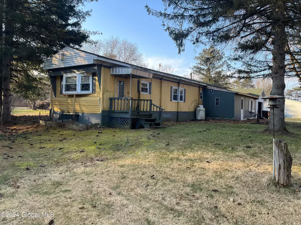 1174 Tamarac Rd, Troy, NY 12180 13 Photos Movoto