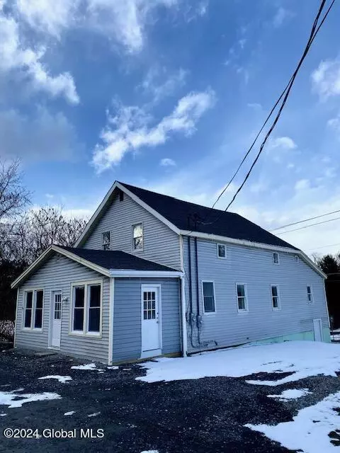 6928 Duanesburg Rd, Duanesburg, NY 12056