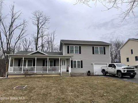 347 Consaul Rd, Schenectady, NY 12304